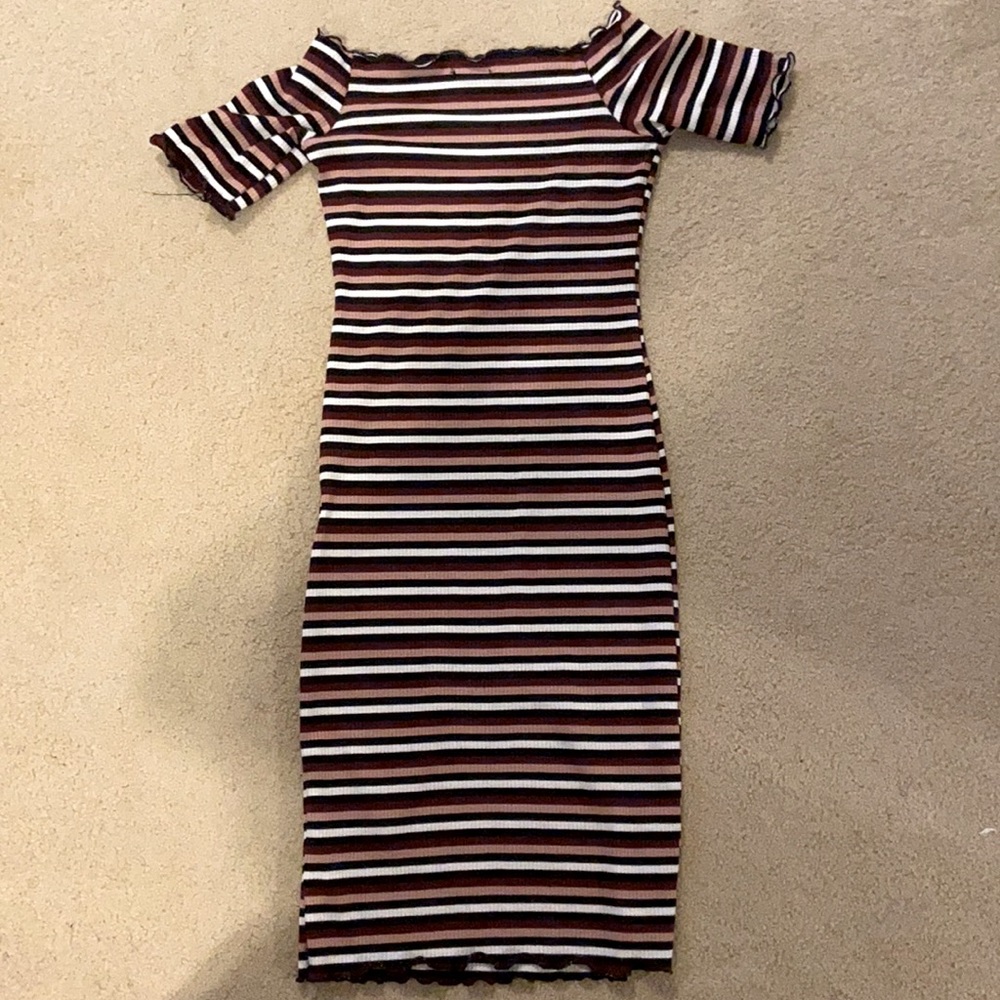Knee length off the shoulder tight formal dress